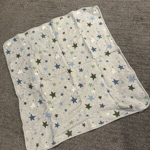 Gymboree grey baby blanket with stars all over